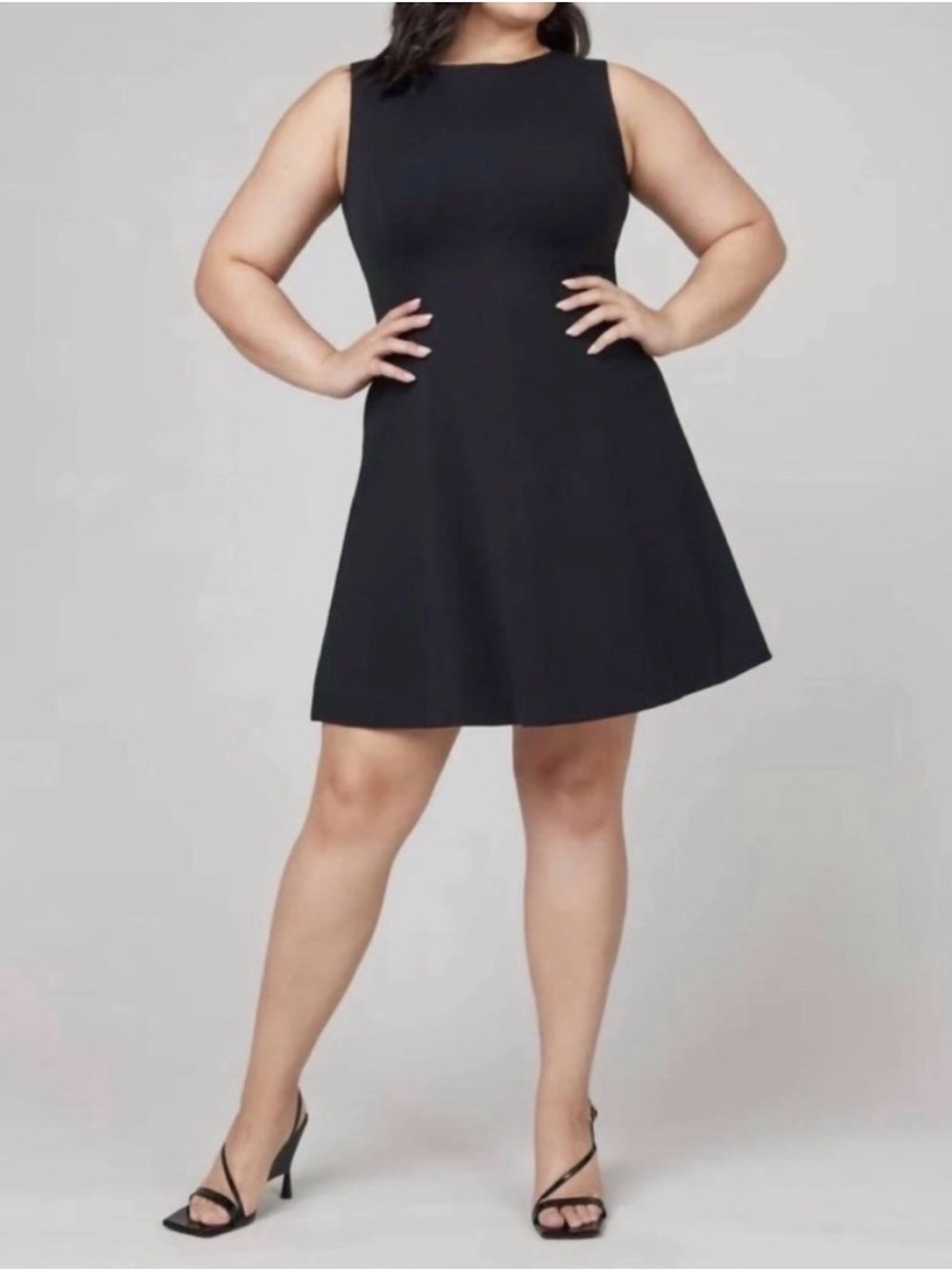 SPANX Classic Navy Sleeveless Perfect Fit-and-Flare Ponte Dress Size Small